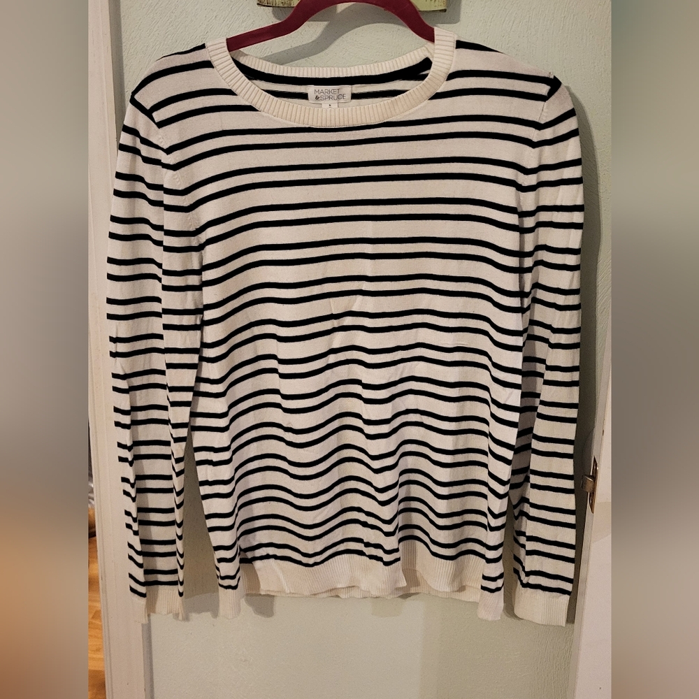 ***LAST CHANCE***Market & Spruce Classic Striped Sweater in Black and White